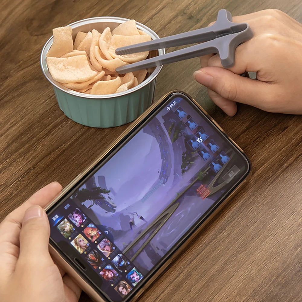 Finger Snack Chopsticks – No Mess Gaming & Reading Tool